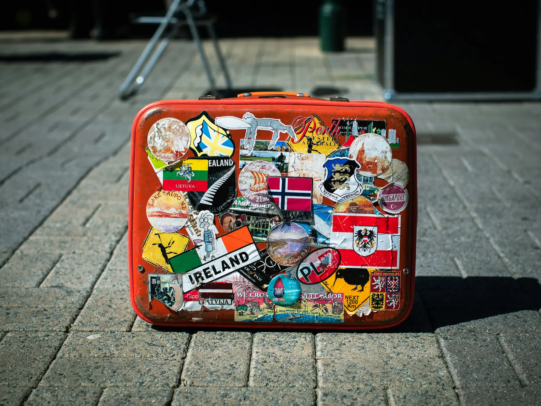 Koffer - Symbolbild Reiseversicherungen